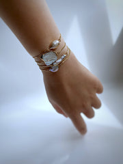 Baroque Pearl Bracelet - Unique Elegance in Gold & Stackable